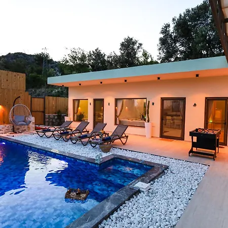 Villa Fonte, Outstanding View, Large Pool *